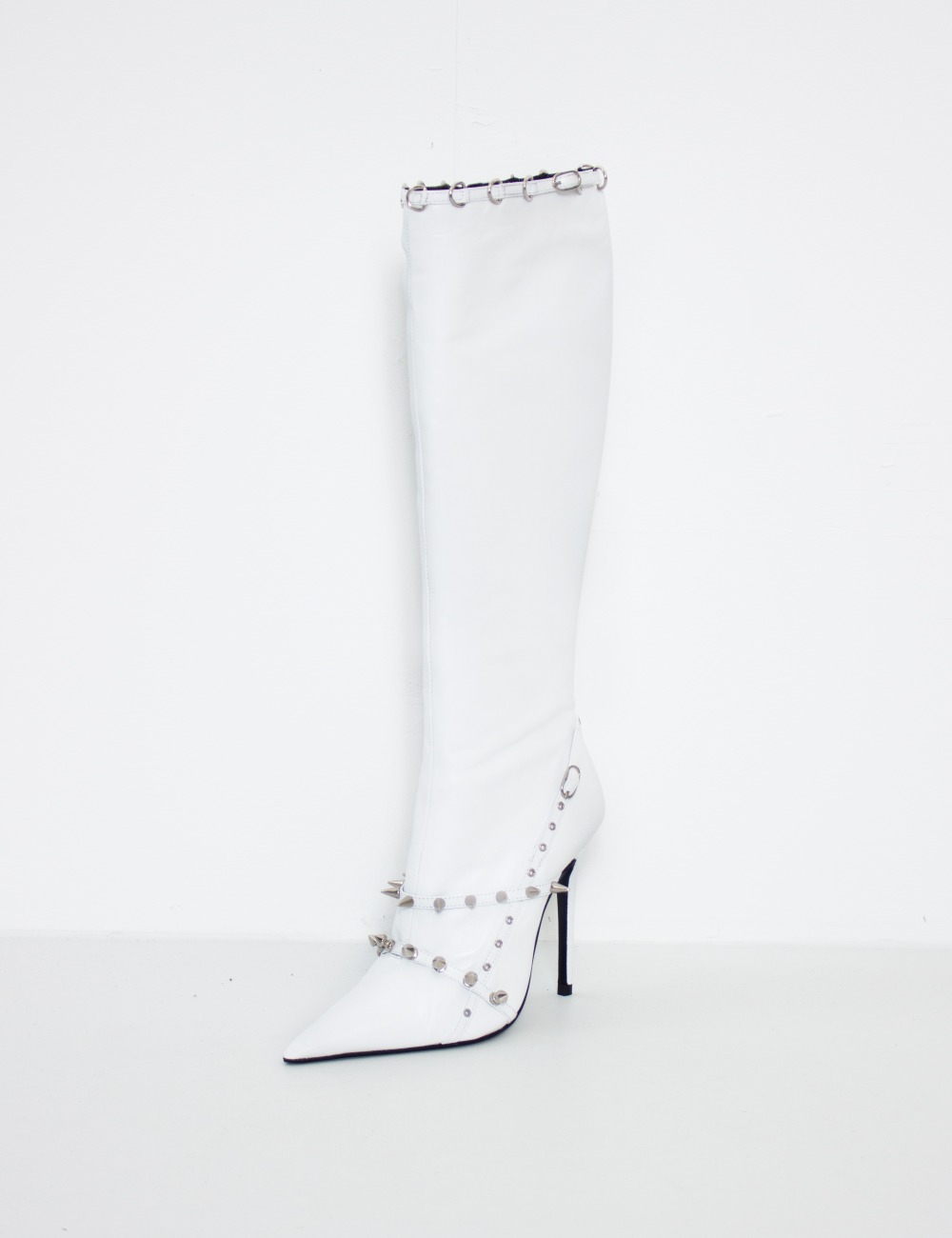 KNEE HIGH SPIKE BOOTS_WHITE